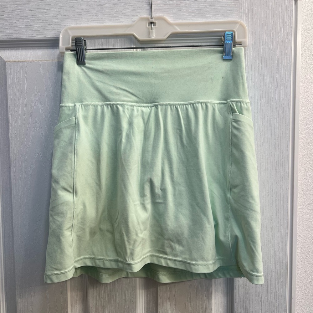 Athleta Light Green Mini Skirt, size S